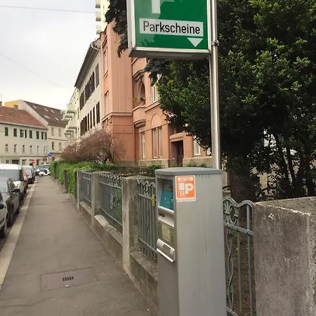 شقة - Self Check In *